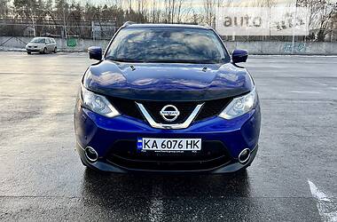 Внедорожник / Кроссовер Nissan Qashqai 2014 в 