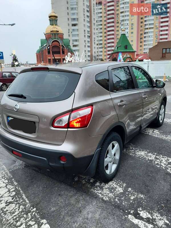 Внедорожник / Кроссовер Nissan Qashqai 2012 в Киеве