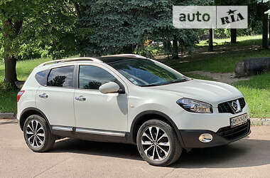 Позашляховик / Кросовер Nissan Qashqai 2011 в 