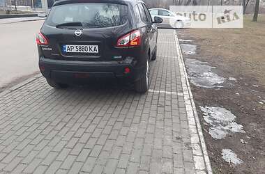 Позашляховик / Кросовер Nissan Qashqai 2010 в  фото 5 Позашляховик / Кросовер Nissan Qashqai 2010 в