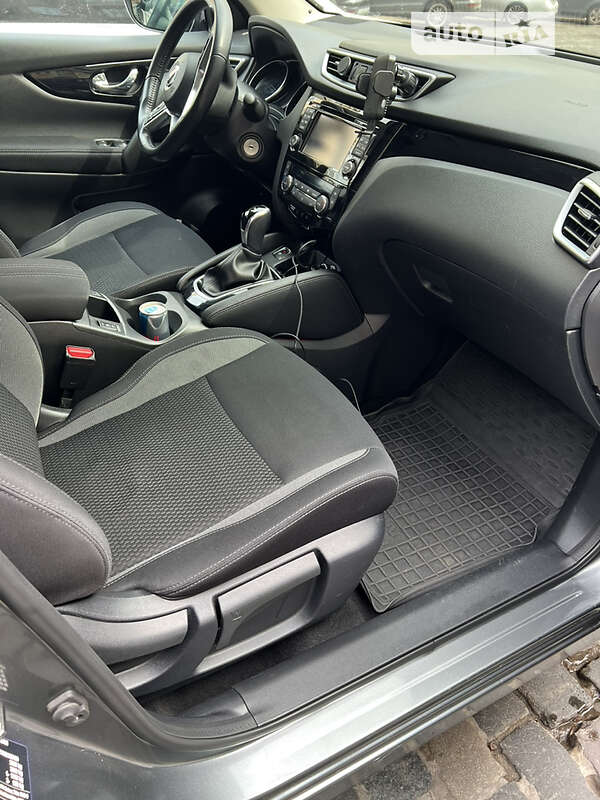 Внедорожник / Кроссовер Nissan Qashqai 2017 в Киеве