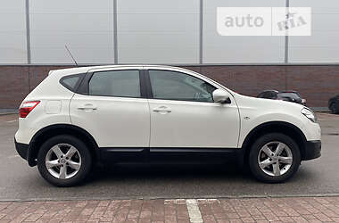 Внедорожник / Кроссовер Nissan Qashqai 2012 в Киеве