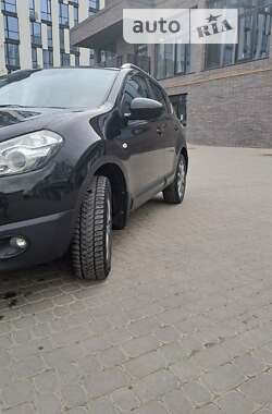 Внедорожник / Кроссовер Nissan Qashqai 2010 в 