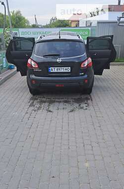 Внедорожник / Кроссовер Nissan Qashqai 2010 в 
