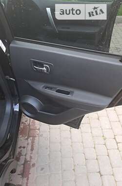 Внедорожник / Кроссовер Nissan Qashqai 2010 в 