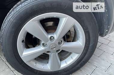 Внедорожник / Кроссовер Nissan Qashqai 2009 в 