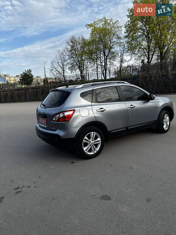 Внедорожник / Кроссовер Nissan Qashqai 2010 в Днепре