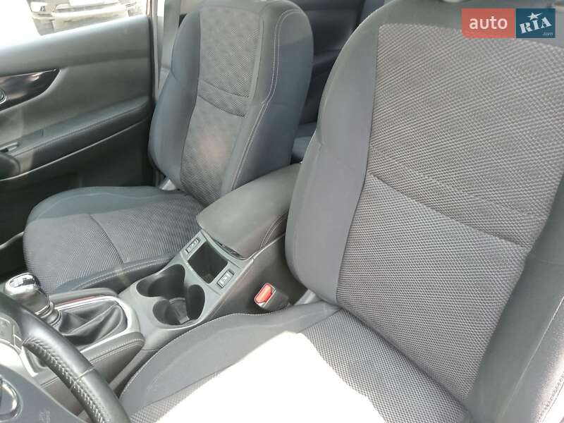 Внедорожник / Кроссовер Nissan Qashqai 2014 в Чернигове