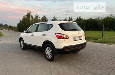 Позашляховик / Кросовер Nissan Qashqai 2013 в Львові