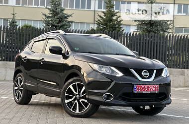 nissan qashqai 2015 olx