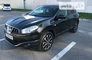 Внедорожник / Кроссовер Nissan Qashqai 2011 в 