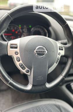 Внедорожник / Кроссовер Nissan Qashqai 2013 в 