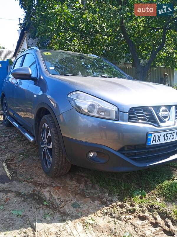 Внедорожник / Кроссовер Nissan Qashqai 2012 в Мерефа