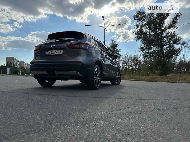Позашляховик / Кросовер Nissan Qashqai 2021 в Ватутіному