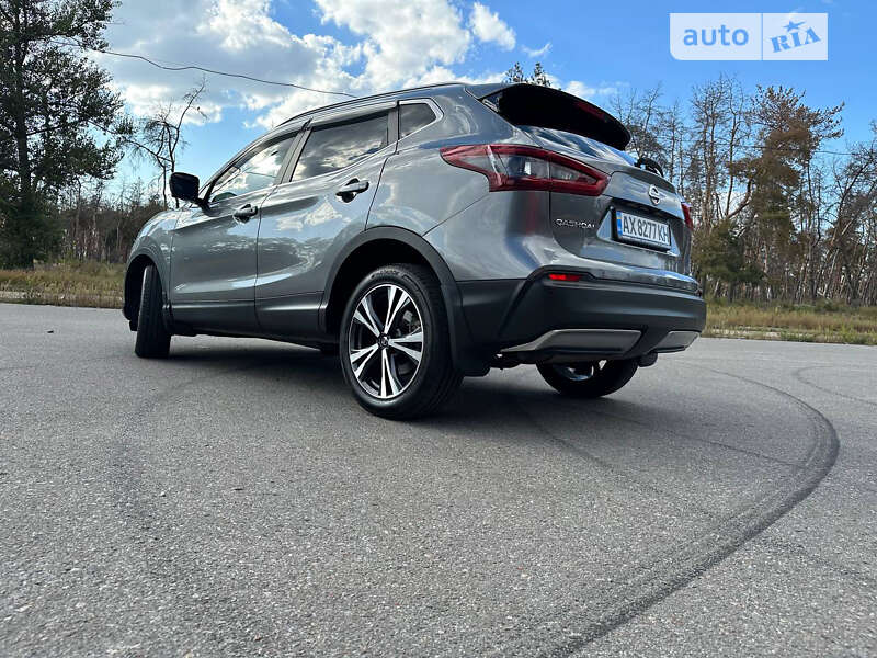 Позашляховик / Кросовер Nissan Qashqai 2021 в Ватутіному