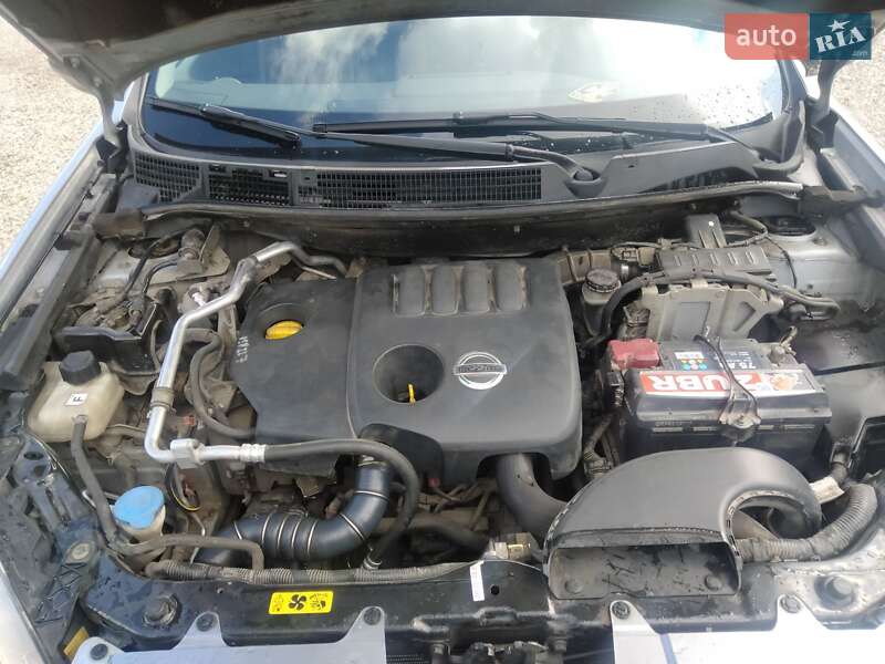 Позашляховик / Кросовер Nissan Qashqai 2010 в Івано-Франківську