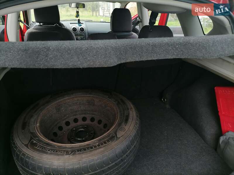 Внедорожник / Кроссовер Nissan Qashqai 2011 в Ровно фото 12 Внедорожник / Кроссовер Nissan Qashqai 2011 в Ровно