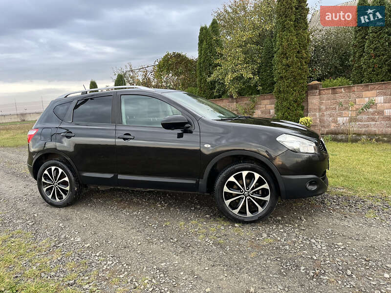 Внедорожник / Кроссовер Nissan Qashqai 2012 в Ровно