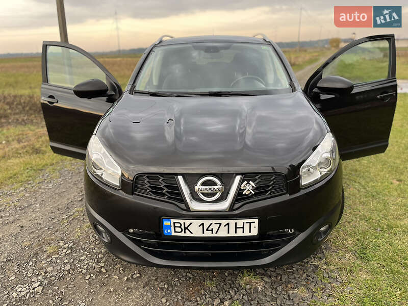 Внедорожник / Кроссовер Nissan Qashqai 2012 в Ровно