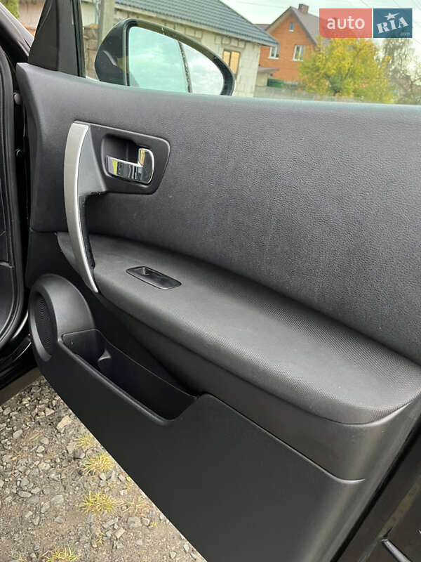 Внедорожник / Кроссовер Nissan Qashqai 2012 в Ровно