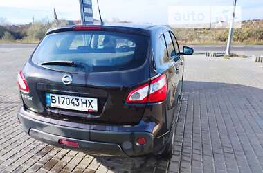 Позашляховик / Кросовер Nissan Qashqai 2011 в Одесі