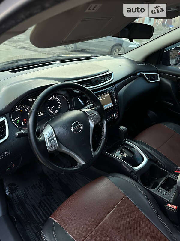 Внедорожник / Кроссовер Nissan Qashqai 2016 в Голованевске