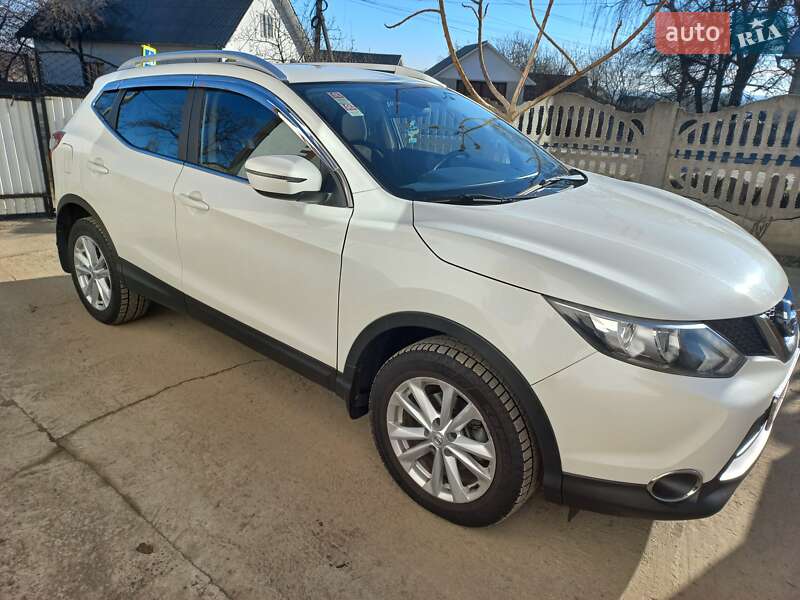 Внедорожник / Кроссовер Nissan Qashqai 2017 в Черновцах