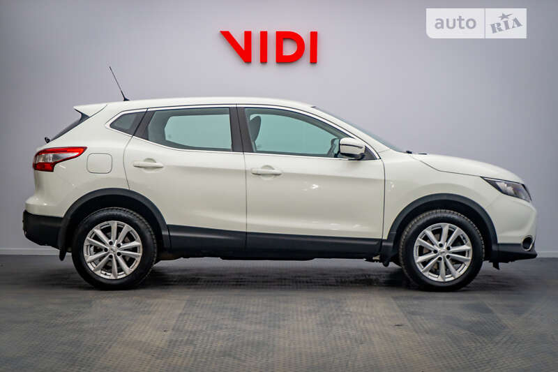 Внедорожник / Кроссовер Nissan Qashqai 2017 в Киеве