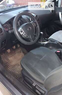 Внедорожник / Кроссовер Nissan Qashqai 2010 в 