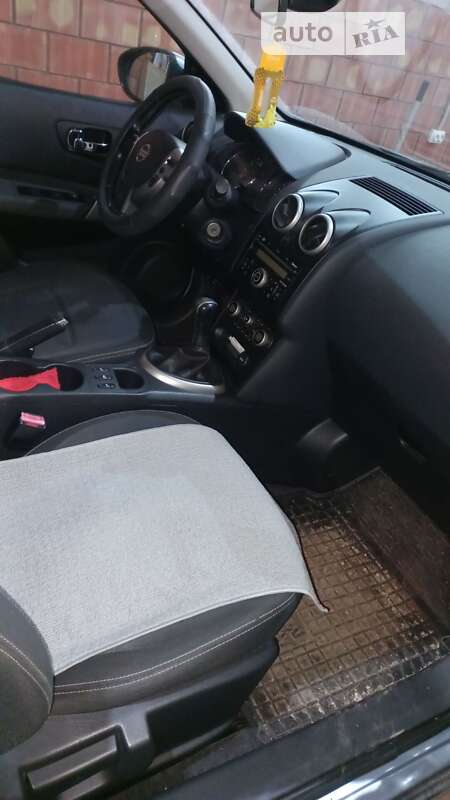 Внедорожник / Кроссовер Nissan Qashqai 2010 в Кривом Роге