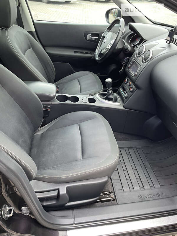 Позашляховик / Кросовер Nissan Qashqai 2010 в Нововолинську фото 6 Позашляховик / Кросовер Nissan Qashqai 2010 в Нововолинську