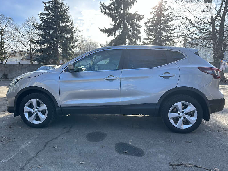 Внедорожник / Кроссовер Nissan Qashqai 2020 в Киеве