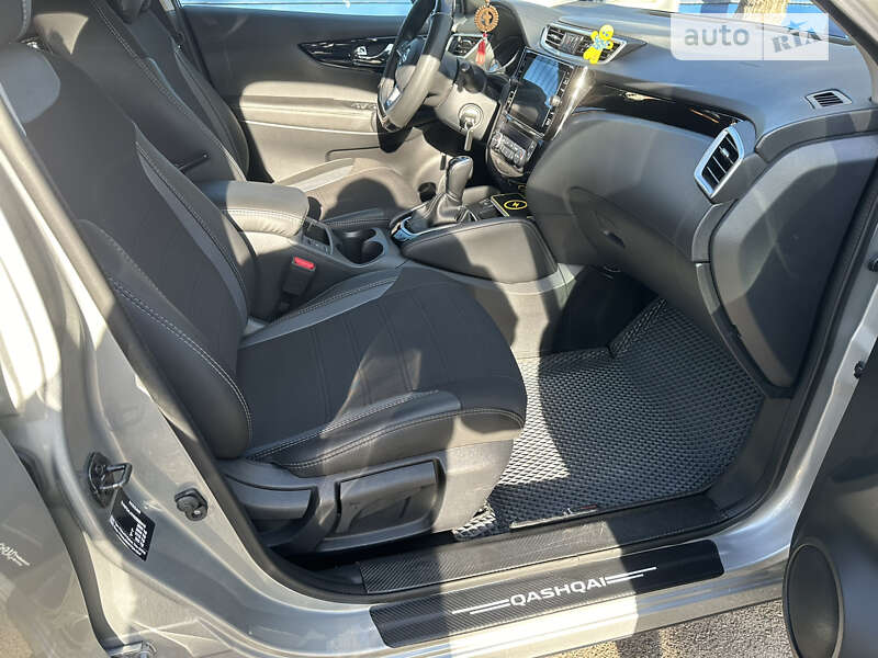 Внедорожник / Кроссовер Nissan Qashqai 2020 в Киеве