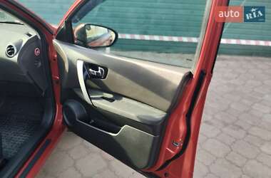 Внедорожник / Кроссовер Nissan Qashqai 2008 в 