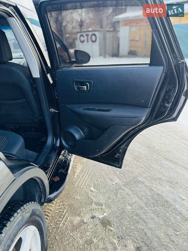 Позашляховик / Кросовер Nissan Qashqai 2007 в Сокирянах