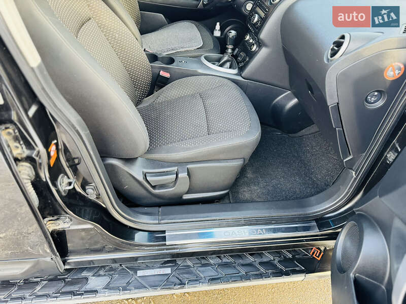 Позашляховик / Кросовер Nissan Qashqai 2007 в Сокирянах