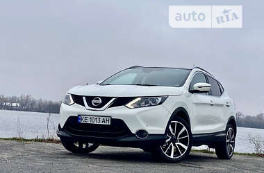 Внедорожник / Кроссовер Nissan Qashqai 2015 в Днепре