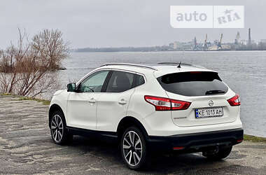 Внедорожник / Кроссовер Nissan Qashqai 2015 в Днепре