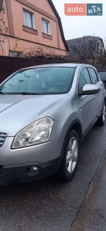 Позашляховик / Кросовер Nissan Qashqai 2009 в Києві