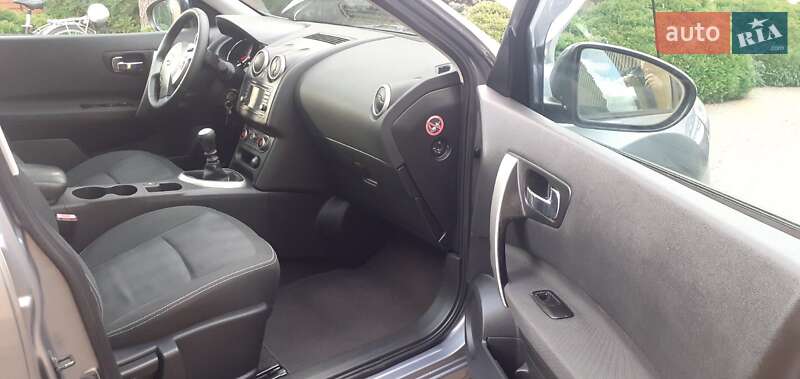 Внедорожник / Кроссовер Nissan Qashqai 2012 в Самборе