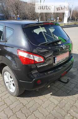 Позашляховик / Кросовер Nissan Qashqai 2013 в Луцьку