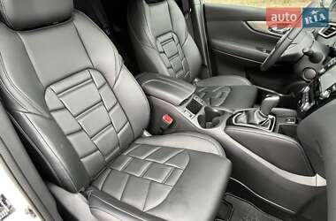 Внедорожник / Кроссовер Nissan Qashqai 2021 в 