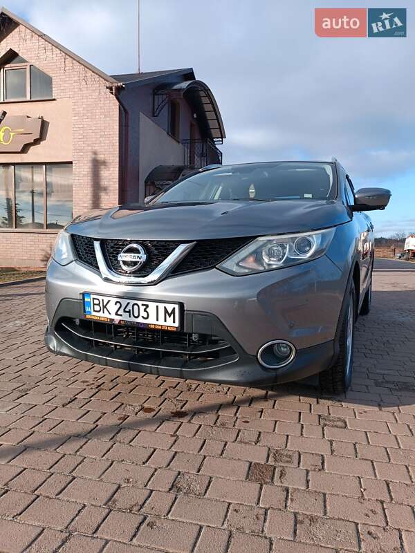 Позашляховик / Кросовер Nissan Qashqai 2014 в Сарнах