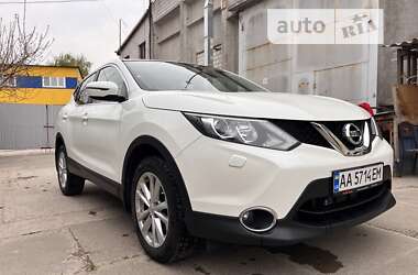 Внедорожник / Кроссовер Nissan Qashqai 2016 в Киеве