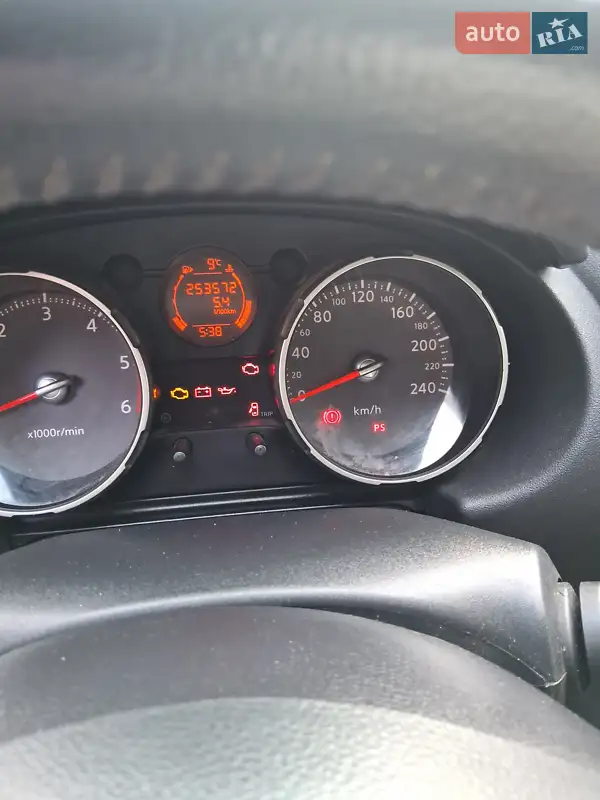 Внедорожник / Кроссовер Nissan Qashqai 2009 в 