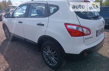 Позашляховик / Кросовер Nissan Qashqai 2010 в Луцьку