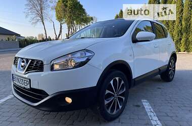 Внедорожник / Кроссовер Nissan Qashqai 2010 в Тернополе