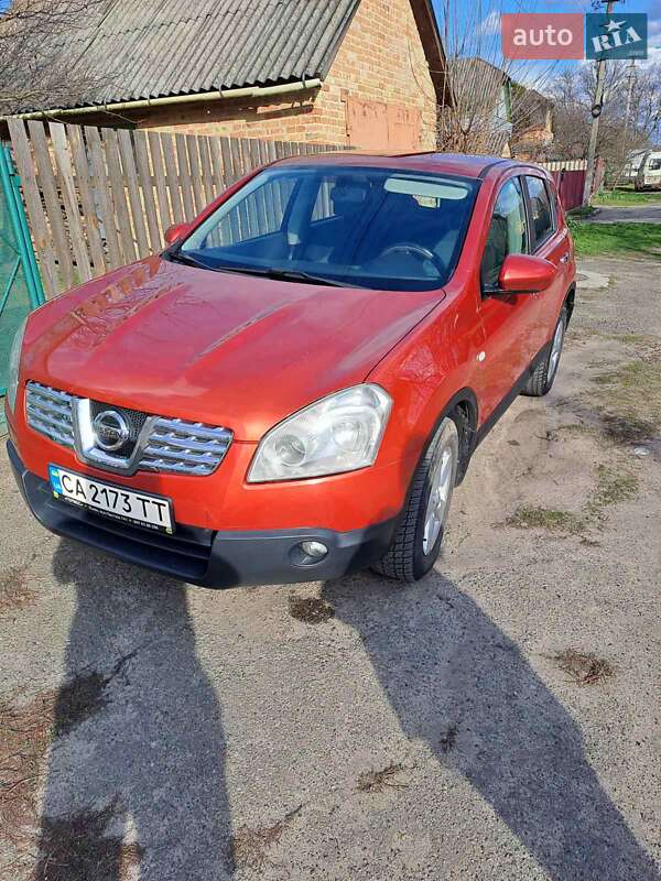Внедорожник / Кроссовер Nissan Qashqai 2007 в Корсуне-Шевченковском