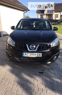 Позашляховик / Кросовер Nissan Qashqai 2013 в Луцьку