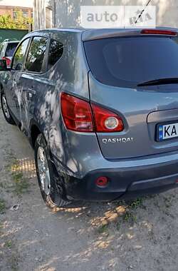 Внедорожник / Кроссовер Nissan Qashqai 2007 в 